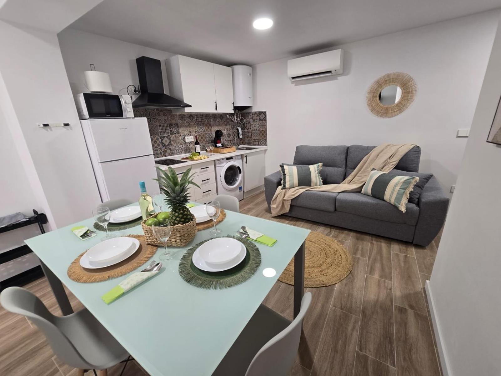 Suites Alameda Centro Levante Benidorm Ngoại thất bức ảnh